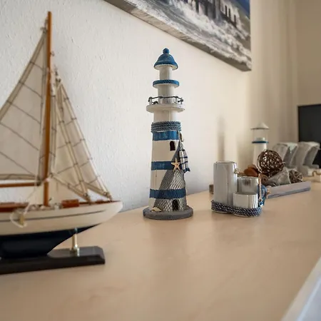 Haus Godewind 10 Mit Balkon Und Strandkorb * Binz