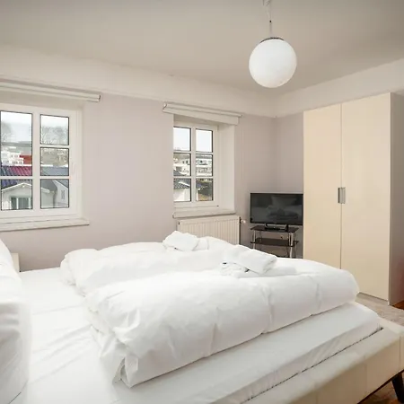 Haus Godewind 10 Mit Balkon Und Strandkorb Binz